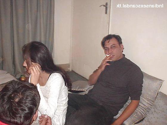5P Pakistani Indian Babhi And Girls 