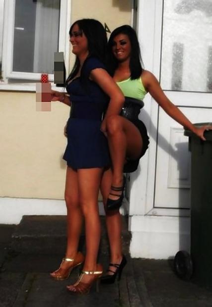 13P PERSIAN GIRLS