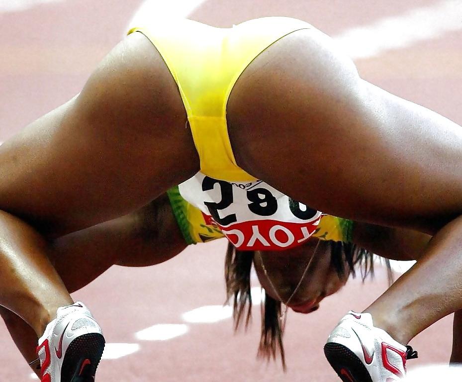 25P Sexy sport women