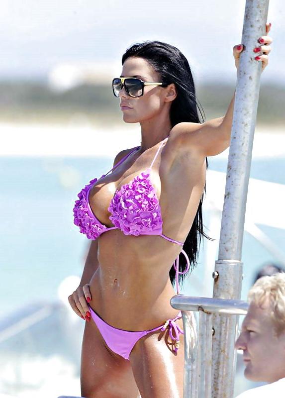 22P Beautiful Swimsuit Babes by the Water by TROC