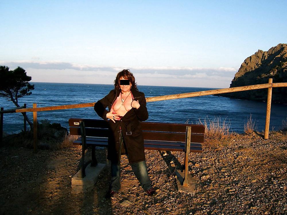 10P Colera my sexy Spanish wife nude outside