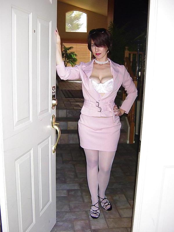 25P Milf Gail Exposed