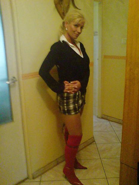 25P UK Beautiful Milf