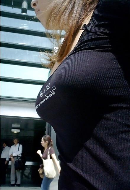 15P Big  Lovely Tits like a Hip vol.1