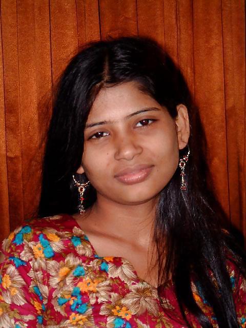 14P Indian teen nude7