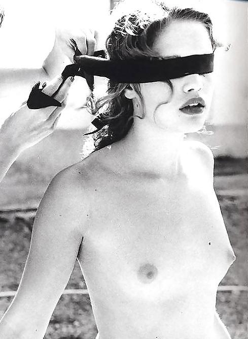 25P Erotic Blindfolded Babes - Session 2