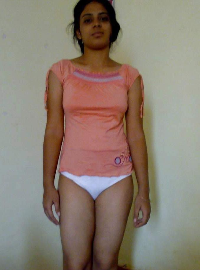 25P Indische Tantenshow