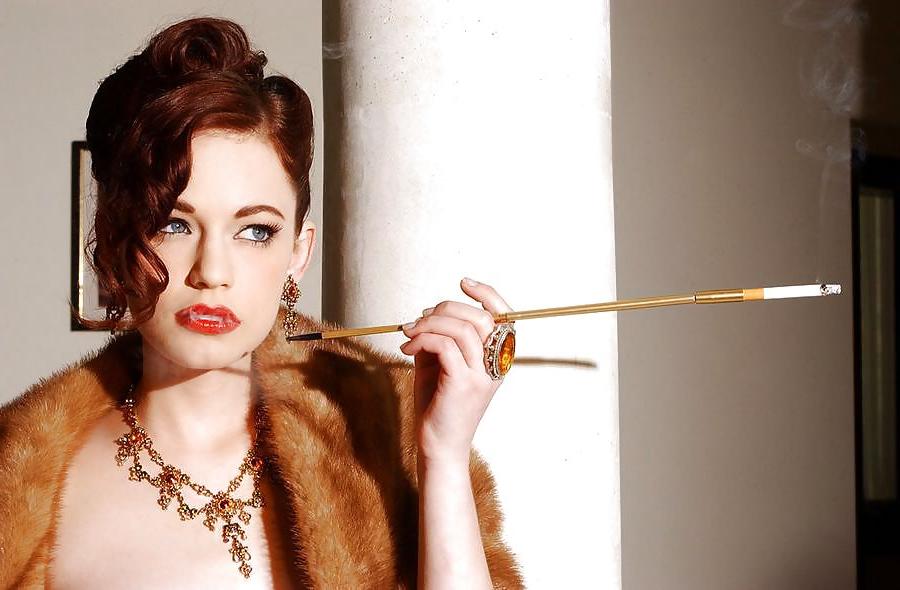 12P Smoking Redheads 001
