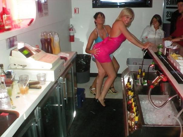 25P Facebook non-nude babes