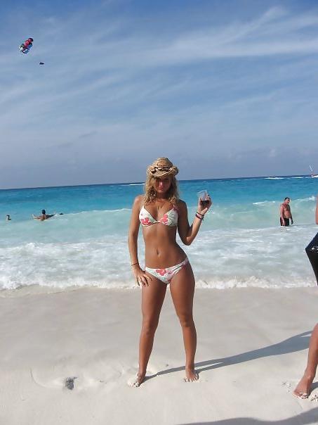 25P Facebook non-nude babes