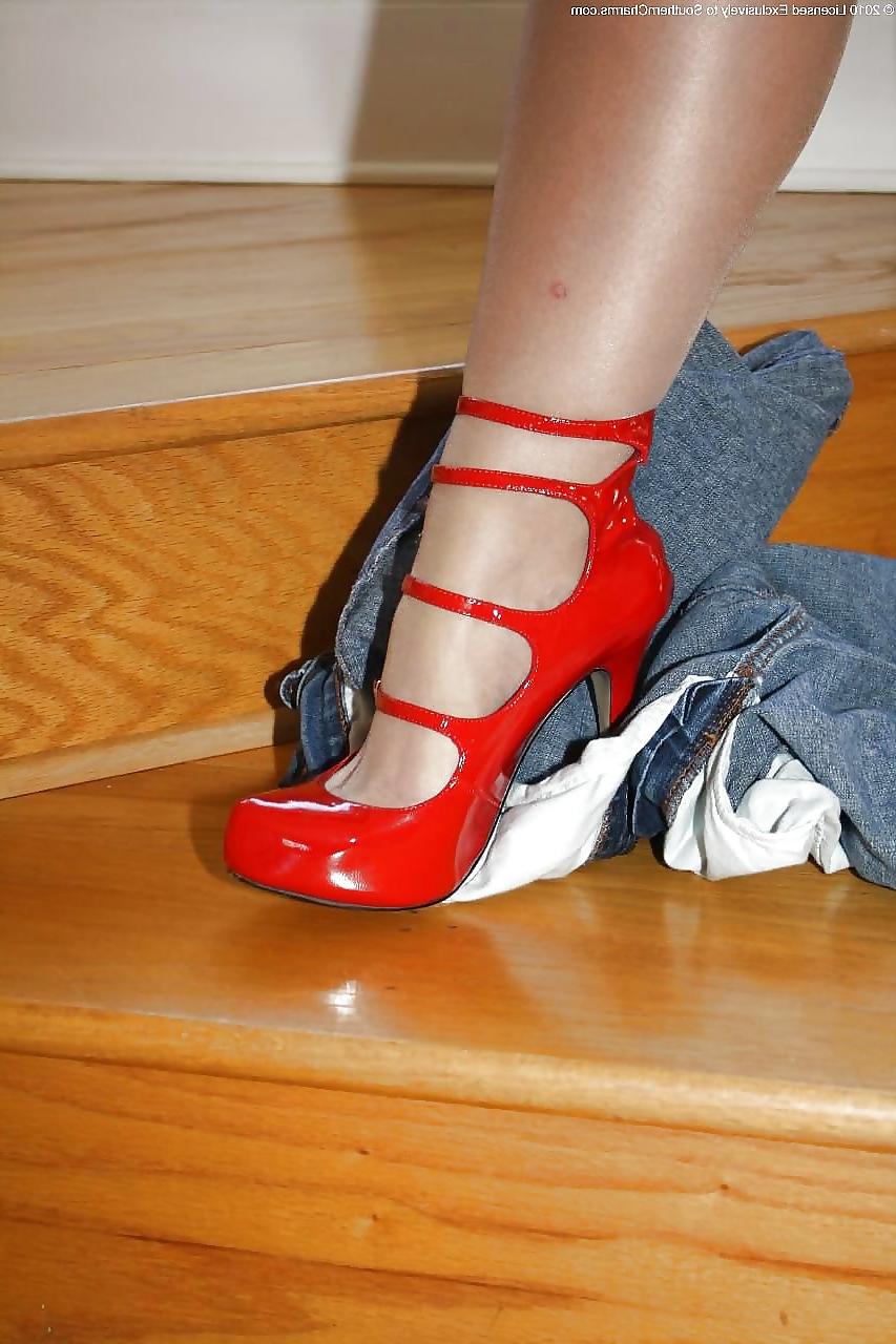 15P Boots and Shoes 01 by searcher1957