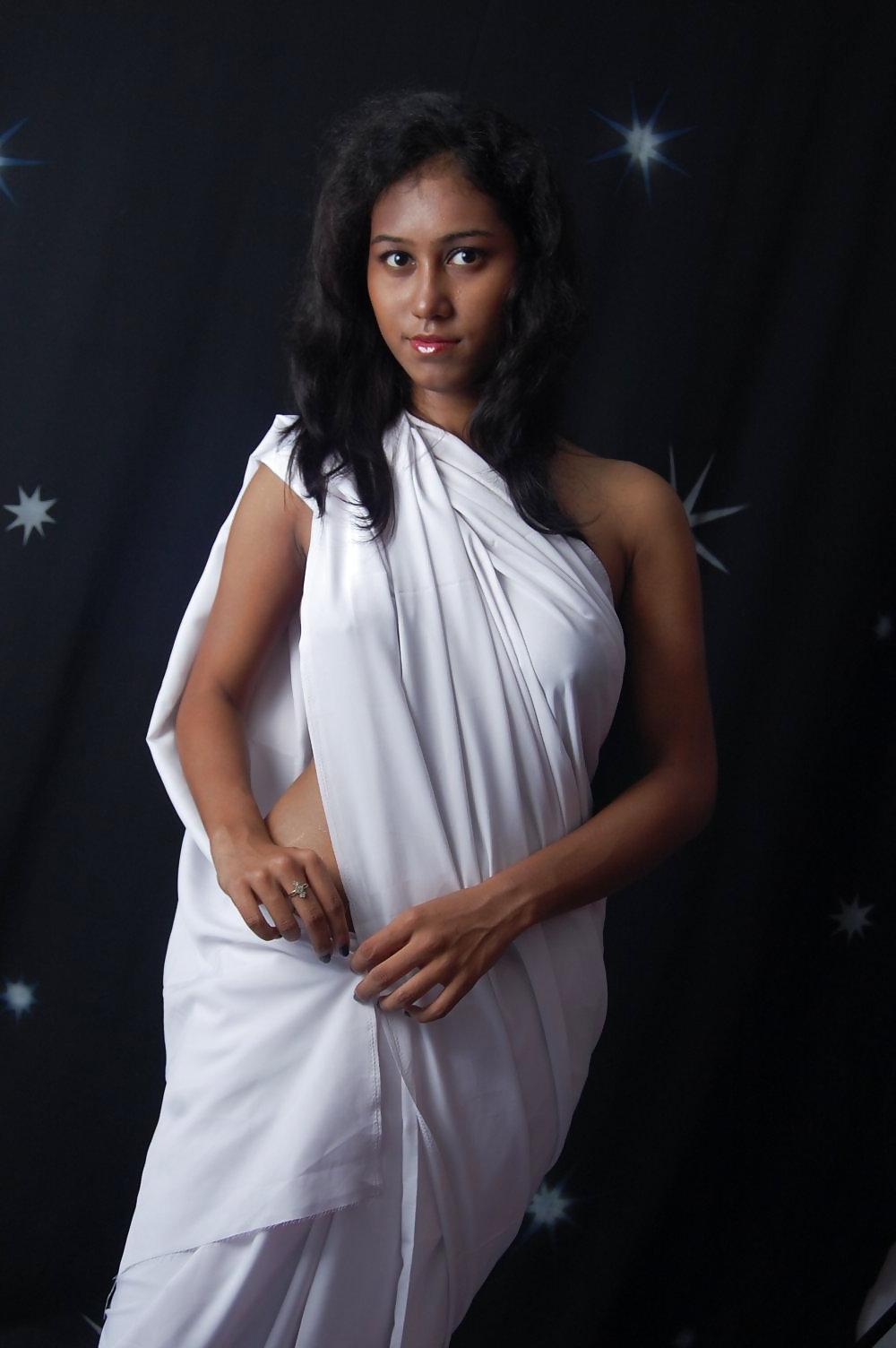 25P Indian teen nude 33