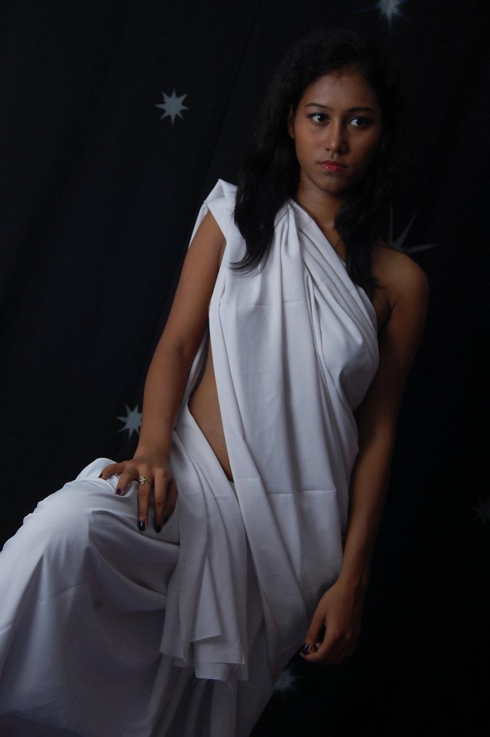 25P Indian teen nude 33