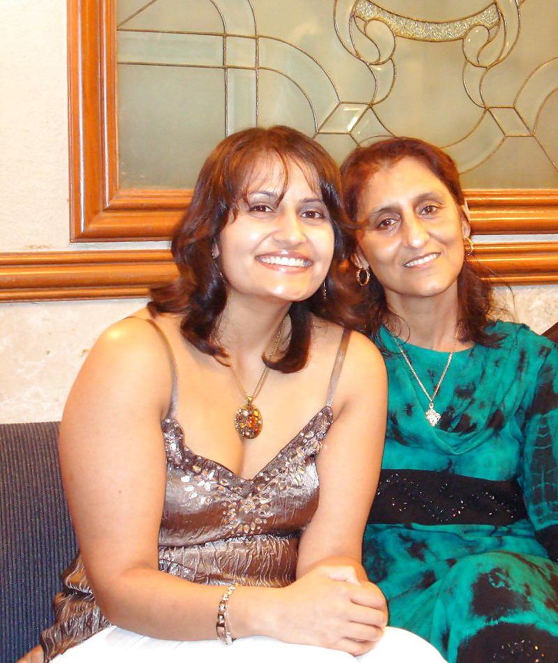 15P Indian teen nude 318