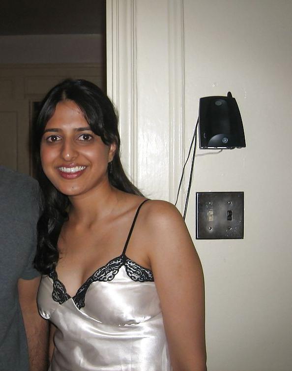 15P Indian teen nude 318