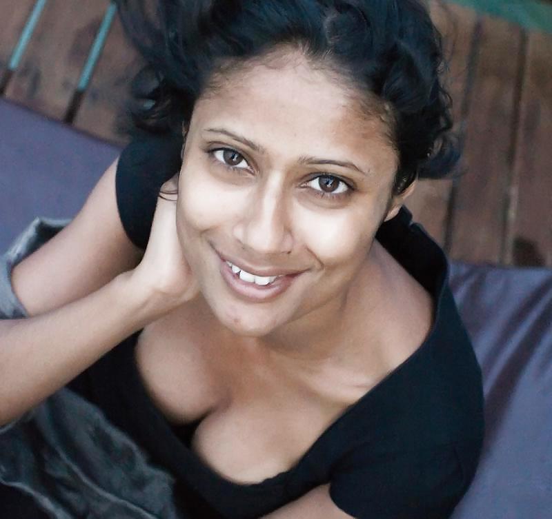 15P Indian teen nude 318