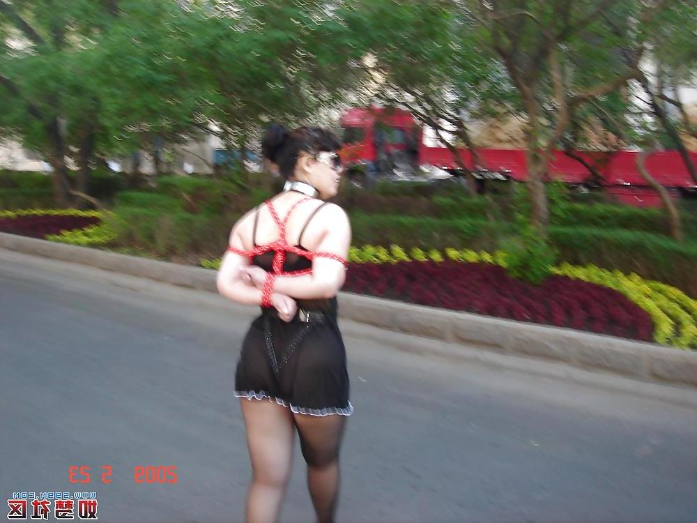 25P Crazy women on avenue SM