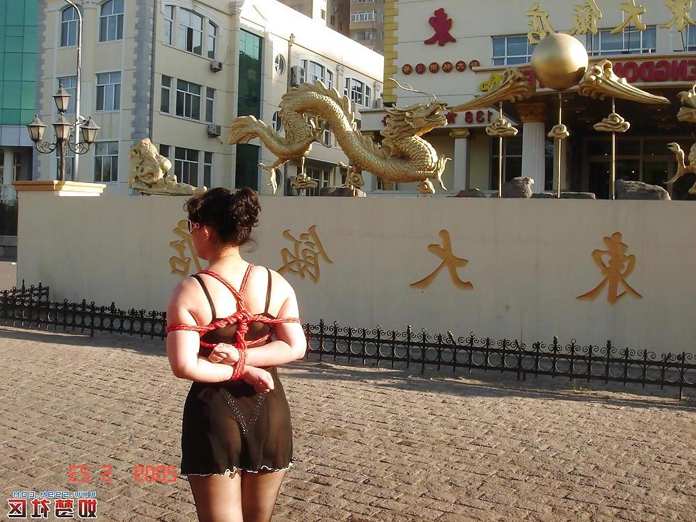 25P Crazy women on avenue SM
