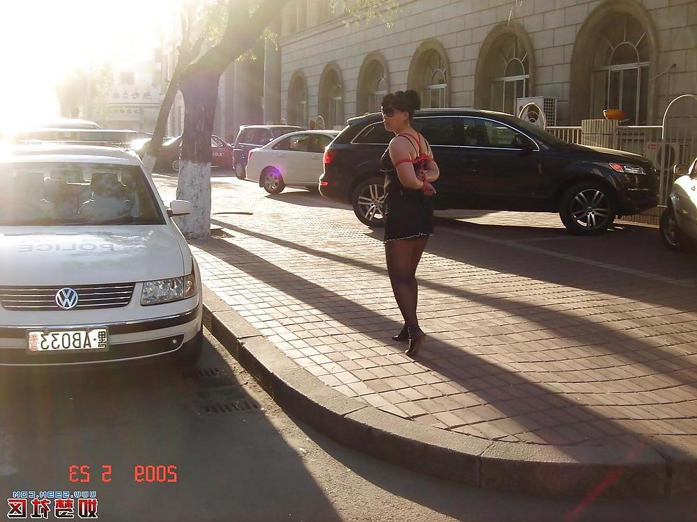 25P Crazy women on avenue SM