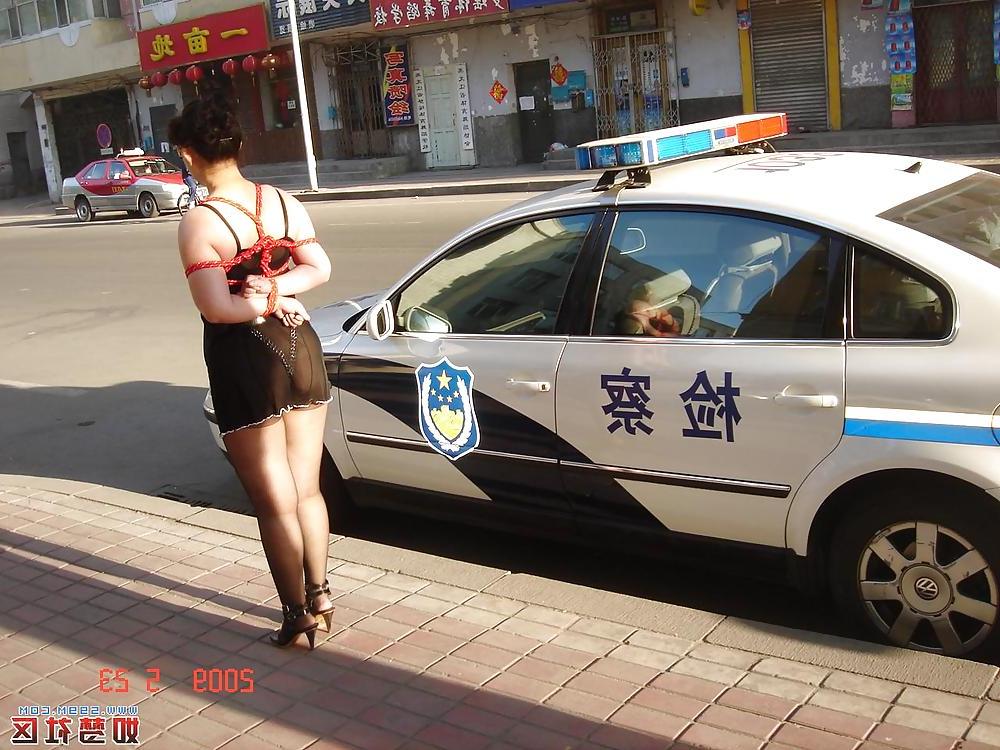 25P Crazy women on avenue SM