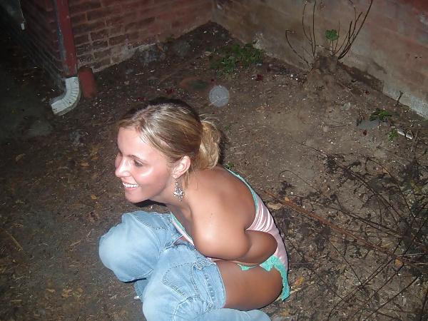 25P Teen and 20's caught on toilette