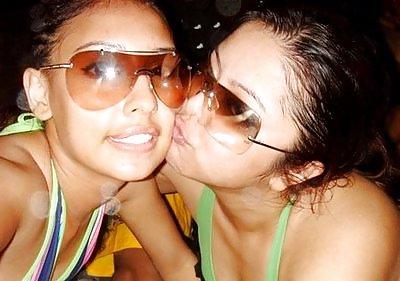 8P Malaysian Tv Actress