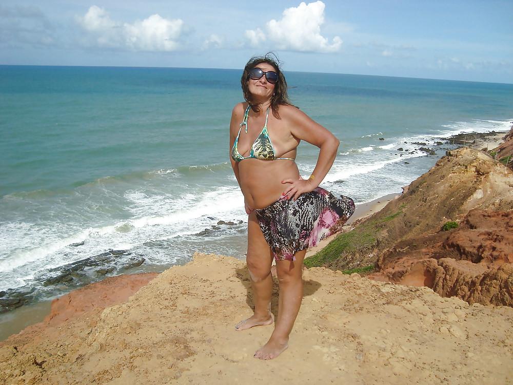 20P Older women in bikini 2 (Most saggy tits),