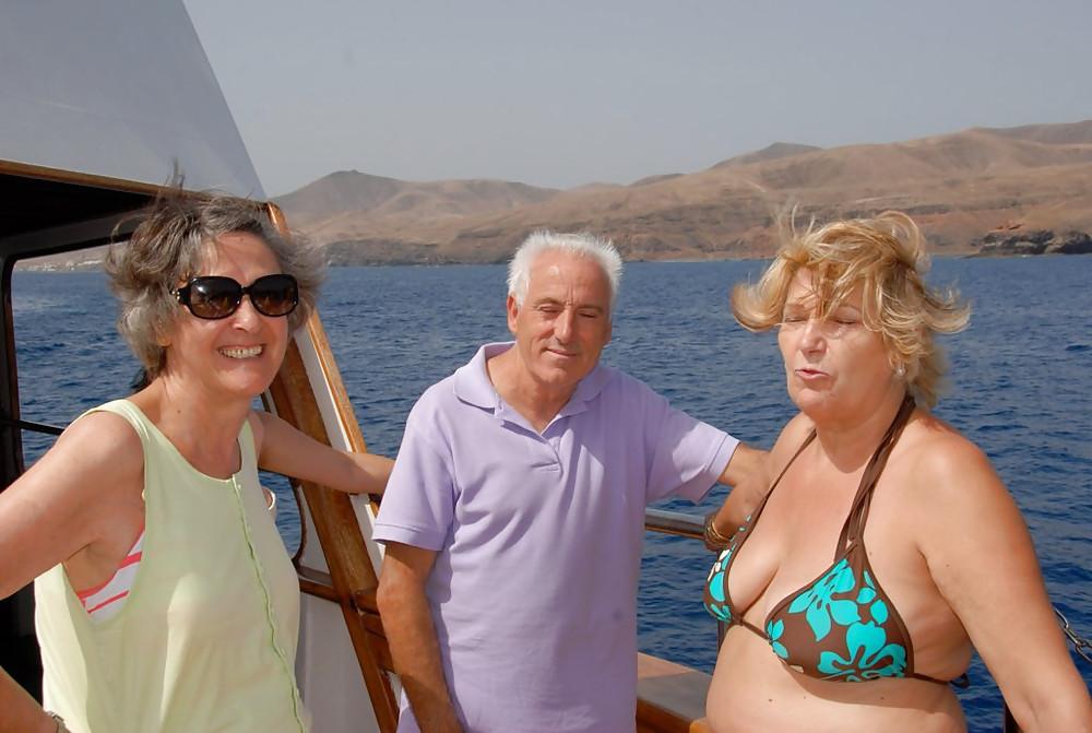 20P Older women in bikini 2 (Most saggy tits),