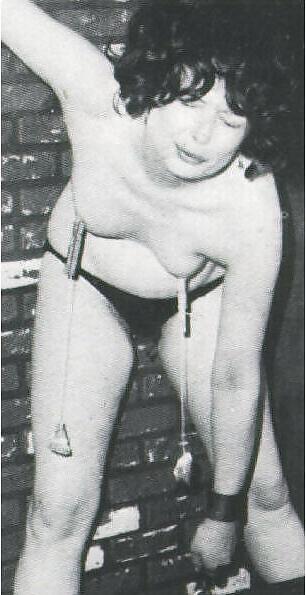 16P Vintage bondage games