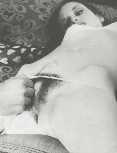 16P Vintage bondage games
