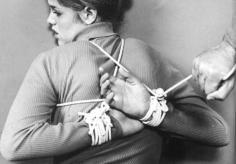 25P Vintage bondage games 2