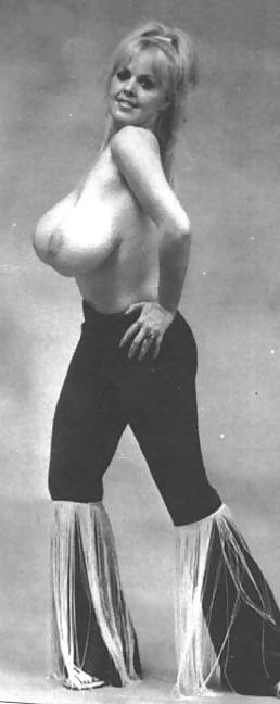 15P Vintage big boobie girl Ann Marie