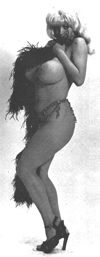 15P Vintage big boobie girl Ann Marie