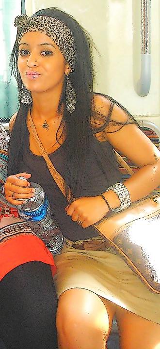 13P Beurette Arab girl sexy bitch