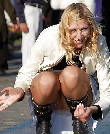 21P Beautiful Upskirt Babes by Voyeur TROC