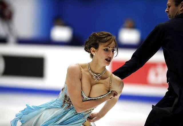 22P Funny Big Tits Pics