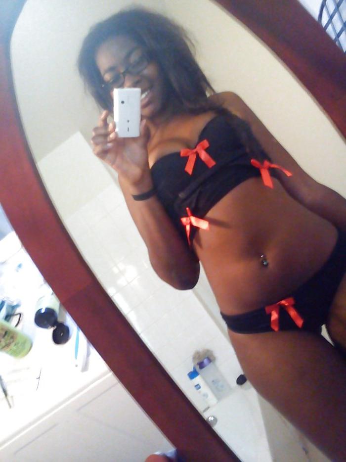 25P Young teen exhib 