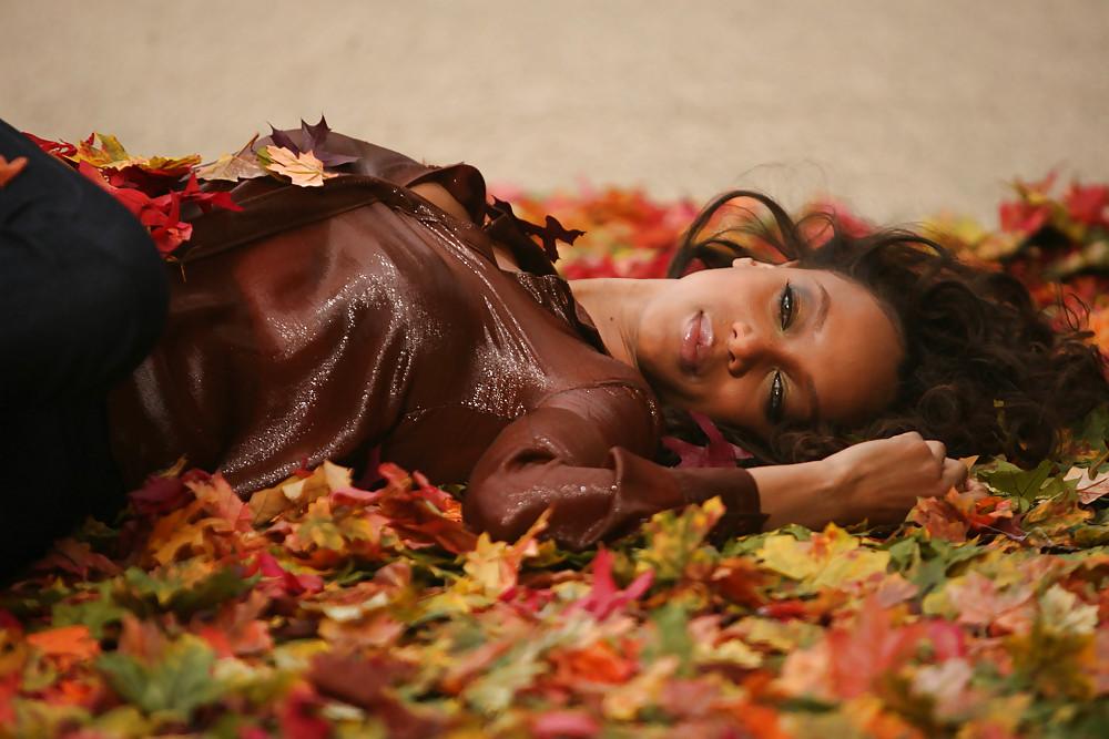 25P Tyra Banks on a Photoshoot in New York City