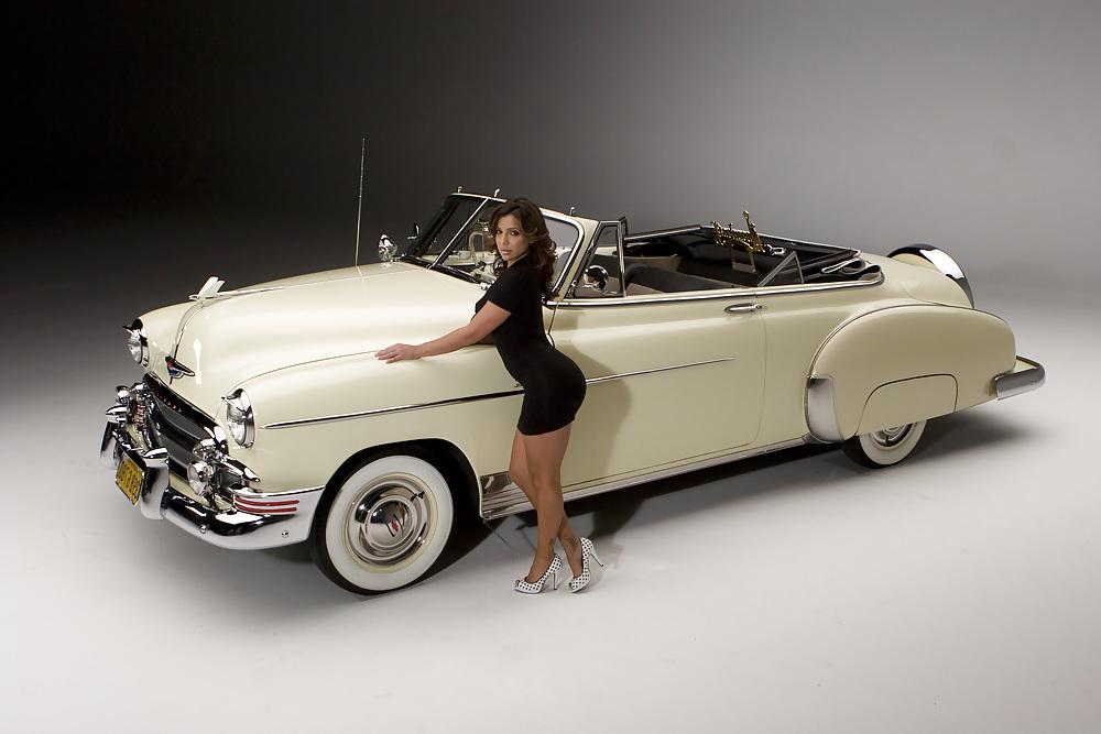 9P Vida Guerra Lowrider Photoshoot