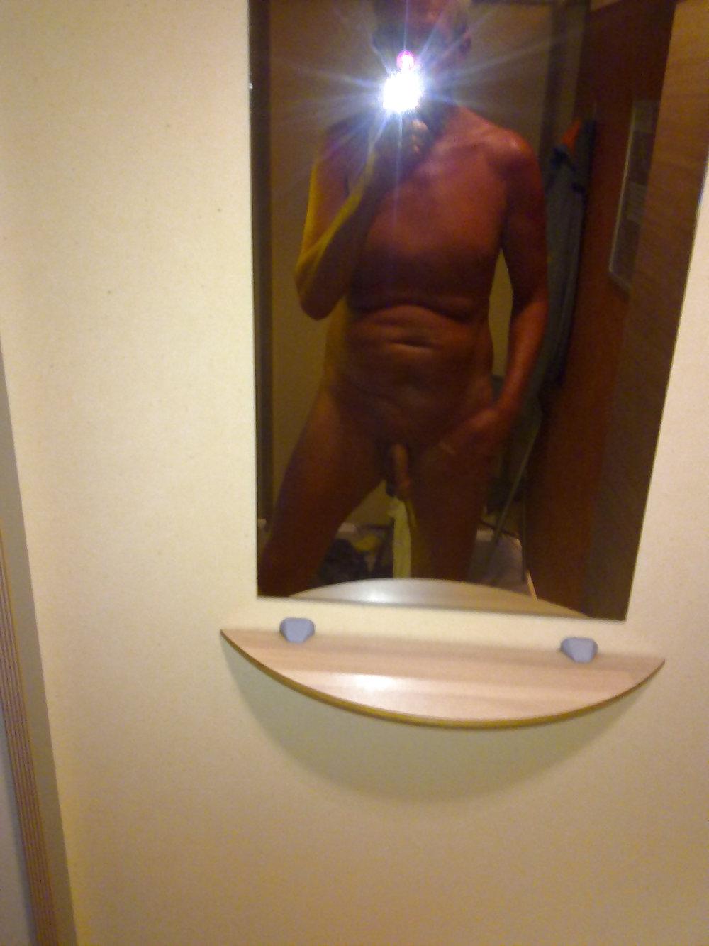 9P Im solarium geil gewichst 