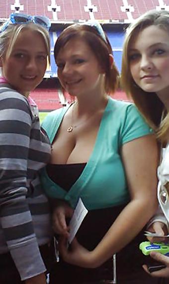 25P Big Boob Teens - Big Teen Tits 7