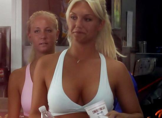 25P Celebs Flashing Theirs Best Asses