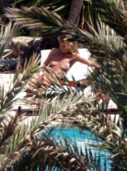 8P Heidi Klum - topless vacation in Ibiza