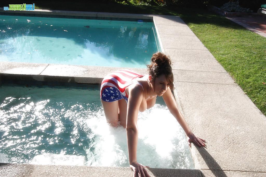 16P Pornstar in American flag-themed swimming suit Lana Kendrick has fun in pool
