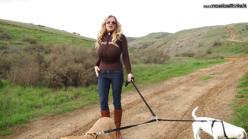 16P Milf amateur Kelly Madison is having a nice walk with her dogs