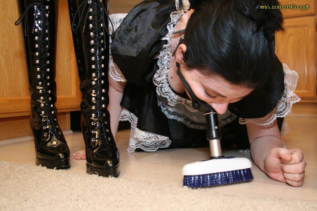 12P Mistress in boots gets foot fetish worship from a BDSM slave