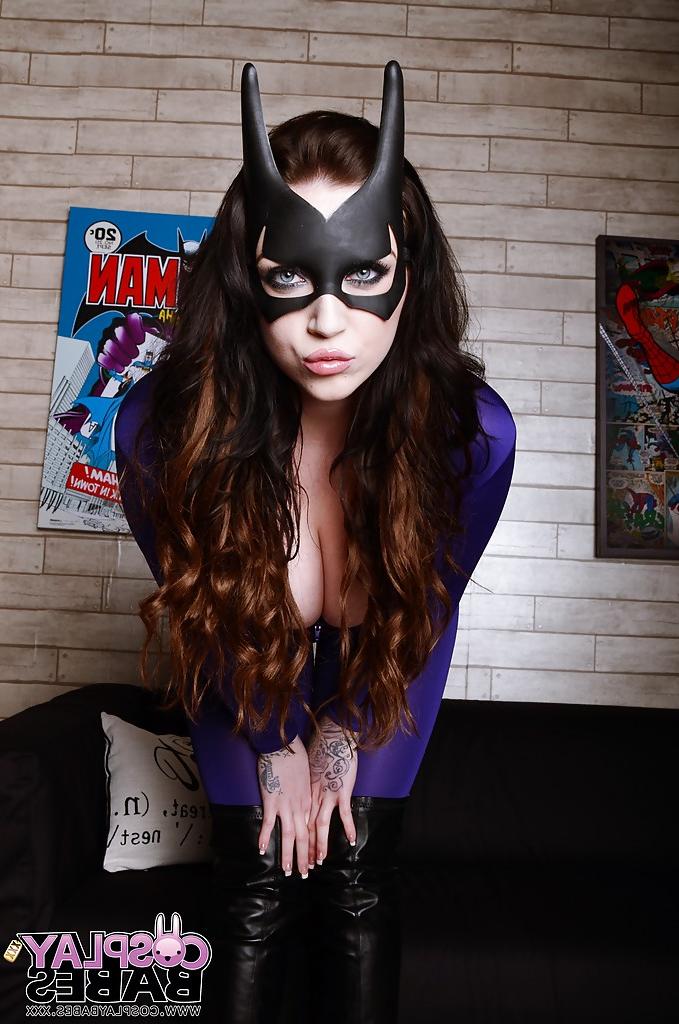 16P Buxom cosplay babe Harmony Reigns flashing nice melons and tattoos
