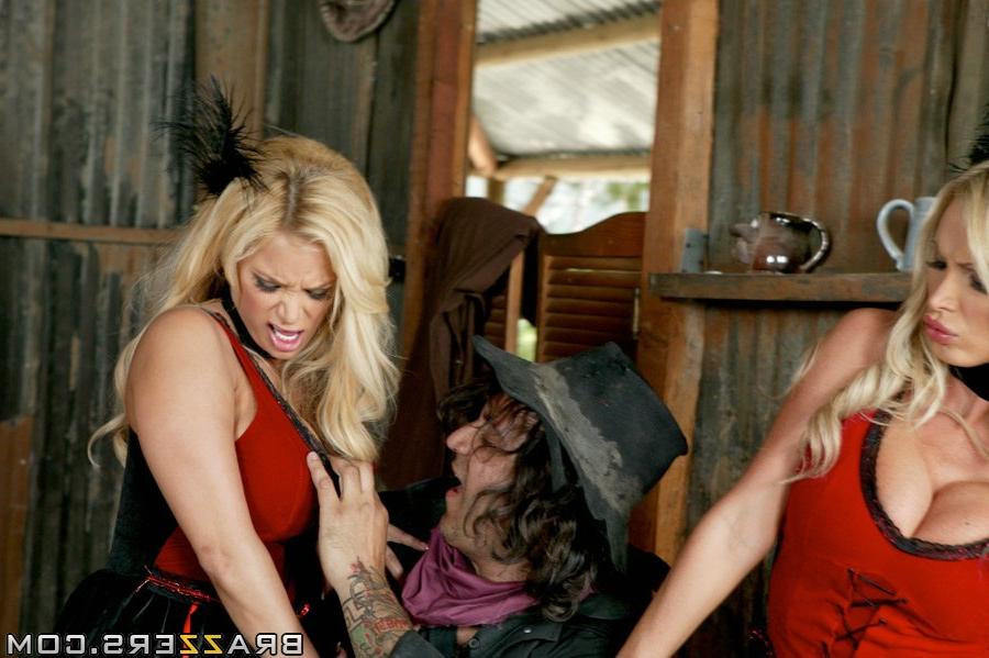 16P Wild west hotties Shyla Stylez &amp; Nikki Benz pleasuring a hard dick