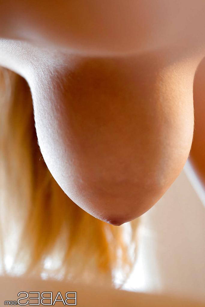 16P Ample-breasted young hotties make some steamy lesbian action