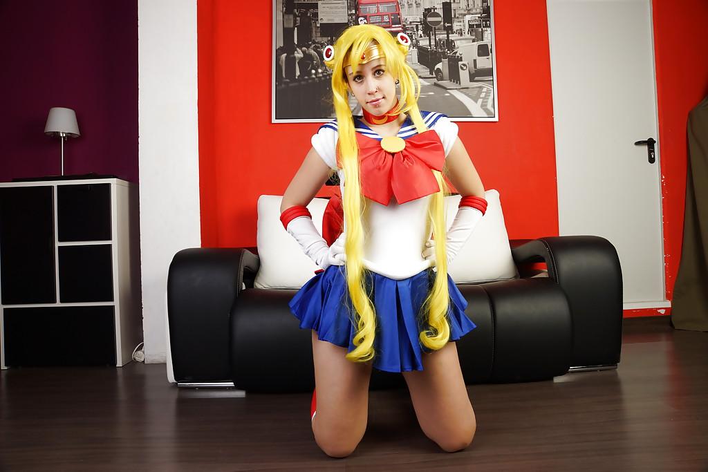 16P Lilyan loves masturbating in her wonderful cosplay uniform